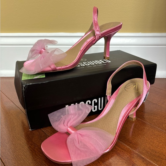 Missguided Blush Satin Bow Slingback Heels - Picture 3 of 3